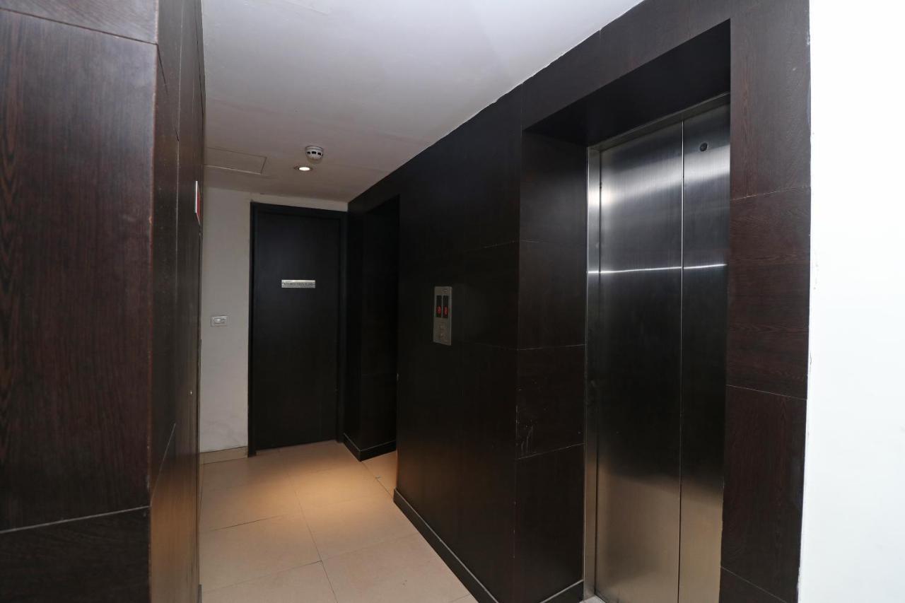 Capital O 19296 Joy Inn & Suites Bhiwadi Екстериор снимка