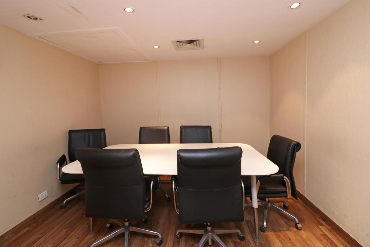 Capital O 19296 Joy Inn & Suites Bhiwadi Екстериор снимка